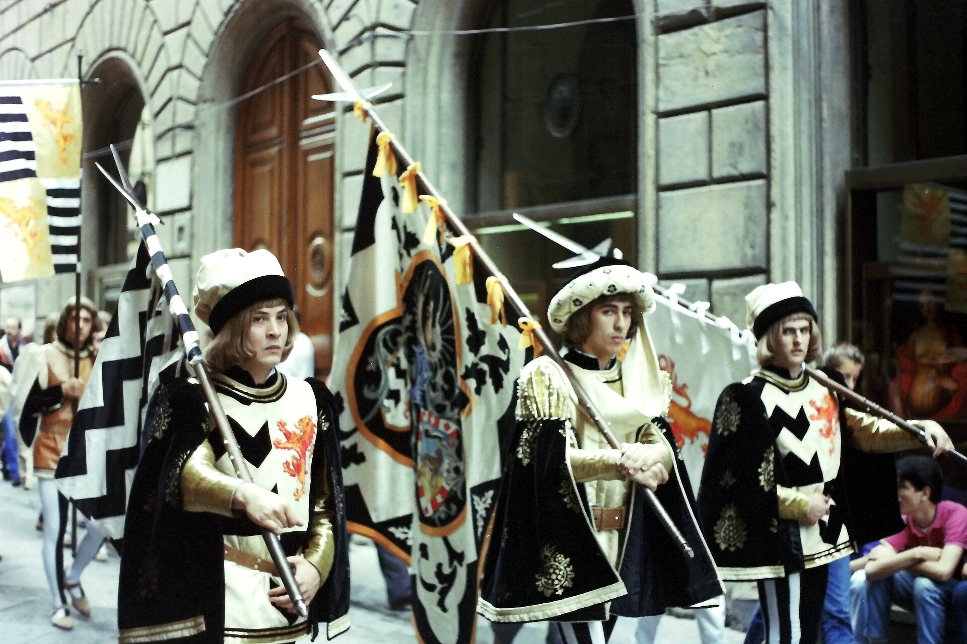 La corsa del Palio di Provenzano in Piazza del Campo